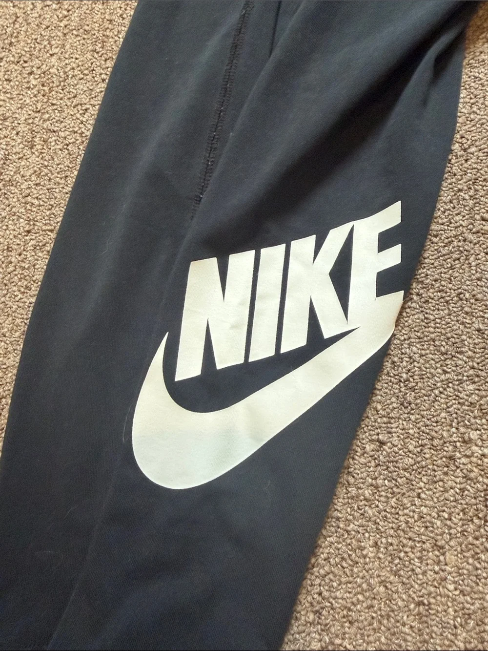 Nike stretchy black